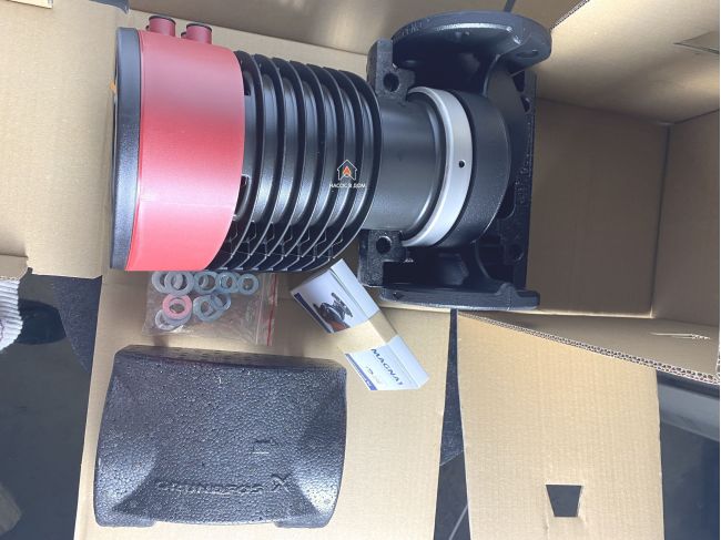 Регульований циркуляційний насос GRUNDFOS MAGNA1 40-120 F 220 99221305 замовити в «Клімат Технології» Київ Україна